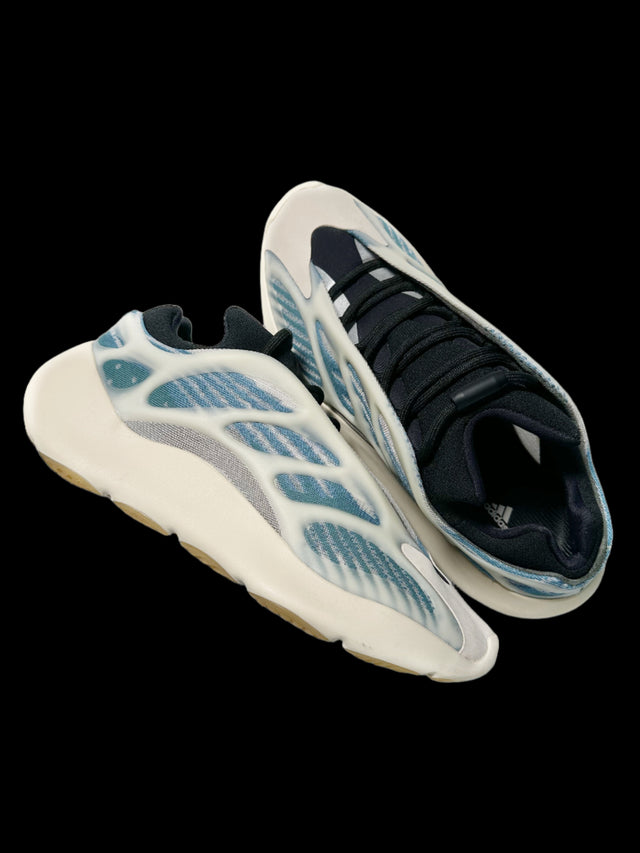 Adidas Yeezy 700v3 'Kyanite' (PRE-LOVED) Pure